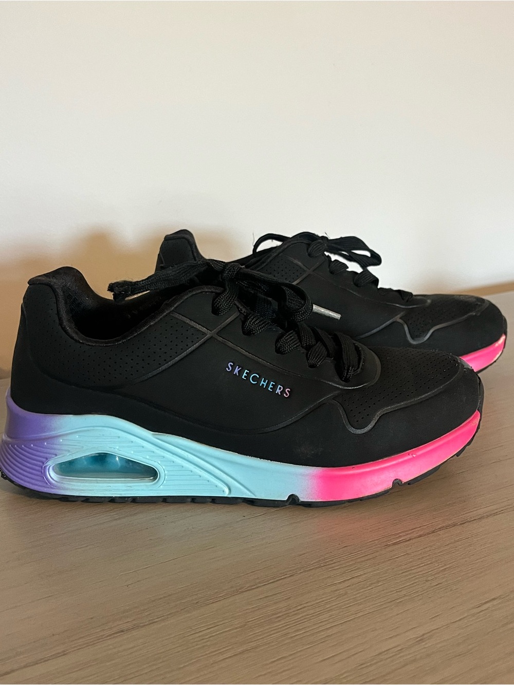 Skechers Girls Black Multicolor Air Cushion Sneakers Kids Size 4
